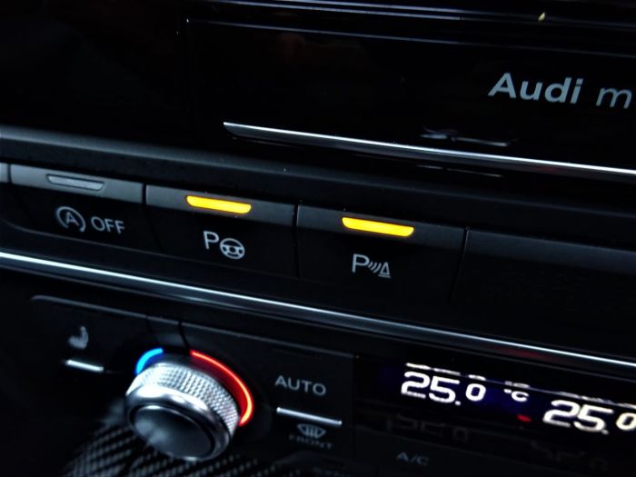 Audi RS6 4.0T FSI Quattro AVANT 65 REG AUDI EXCLUSIVE EDITION EVERY EXTRA Estate Petrol Suzuka Grey