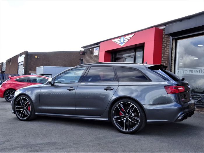 Audi RS6 4.0T FSI V8 Bi-Turbo RS6 Quattro 5dr Tip Auto HIGH SPEC LOW MILEAGE Estate Petrol Daytona Grey
