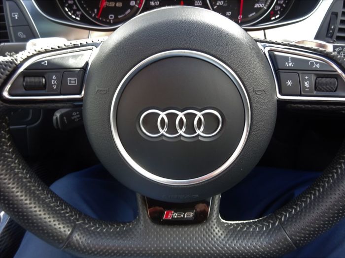 Audi RS6 4.0T FSI V8 Bi-Turbo RS6 Quattro 5dr Tip Auto HIGH SPEC LOW MILEAGE Estate Petrol Daytona Grey