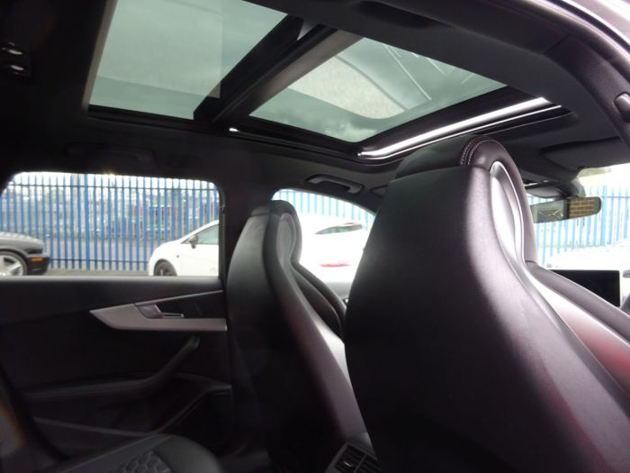 Audi RS4 2.9 TFSI Quattro 5dr Tip tronic AS NEW MASSIVE SPEC WITH NEARLY ALL OPTIONS VATQ Estate Petrol Nardo Grey