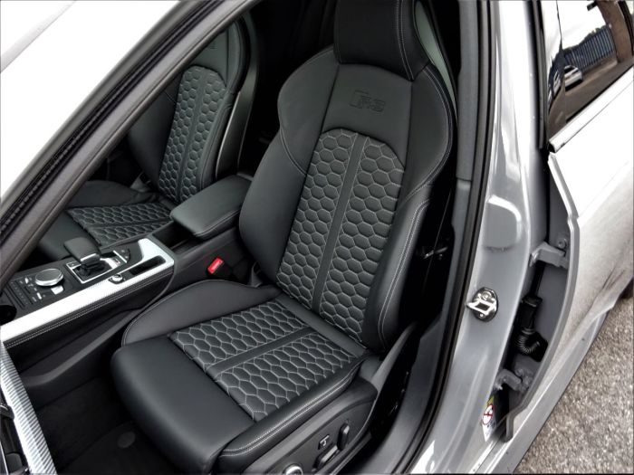 Audi RS4 2.9 TFSI Quattro 5dr Tip tronic AS NEW MASSIVE SPEC WITH NEARLY ALL OPTIONS VATQ Estate Petrol Nardo Grey