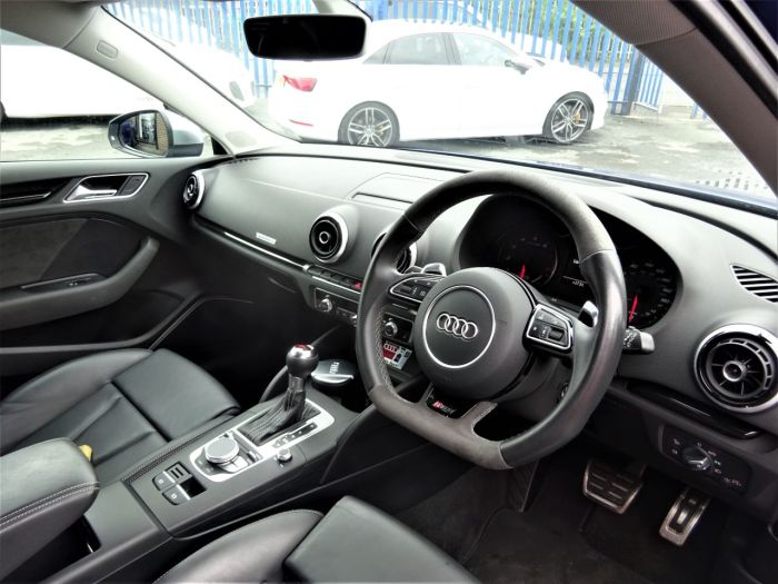 Audi RS3 2.5 TFSI Quattro 5dr S Tronic 65 REG SEPANG BLUE AUDI WARRANTY MAG RIDE DYNAMIC PACK SPORTS EXHAUST Hatchback Petrol Blue