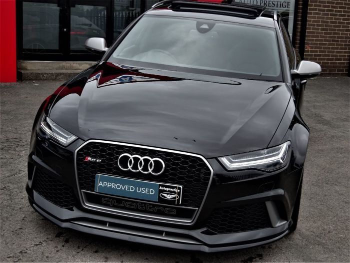 Audi RS6 4.0T FSI Quattro RS 6 Performance 5dr Tip Auto CRYSTAL BLACK BRAND NEW 120 MILES ONLY 67 REG 2018 Estate Petrol Black