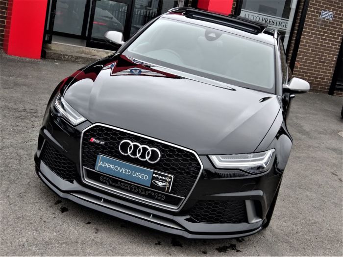 Audi RS6 4.0T FSI Quattro RS 6 Performance 5dr Tip Auto CRYSTAL BLACK BRAND NEW 120 MILES ONLY 67 REG 2018 Estate Petrol Black