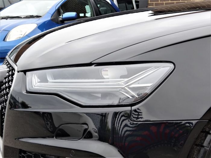 Audi RS6 4.0T FSI Quattro RS 6 Performance 5dr Tip Auto CRYSTAL BLACK BRAND NEW 120 MILES ONLY 67 REG 2018 Estate Petrol Black