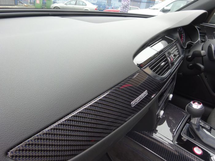 Audi RS6 4.0T FSI Quattro RS 6 Performance 5dr Tip Auto CRYSTAL BLACK BRAND NEW 120 MILES ONLY 67 REG 2018 Estate Petrol Black