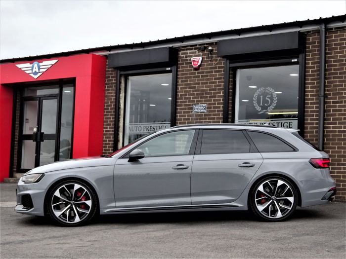 Audi RS4 2.9 TFSI Quattro 5dr Tip tronic AS NEW MASSIVE SPEC WITH NEARLY ALL OPTIONS VATQ Estate Petrol Nardo Grey