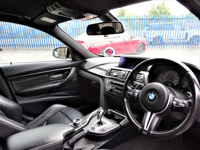 BMW M3 3.0 4dr DCT WITH EXTRAS MINERAL WHITE Saloon Petrol White