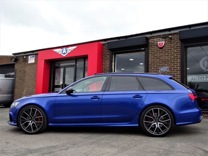 Audi RS6 4.0T FSI Quattro RS 6 Performance 5dr Tip Auto MASSIVE SPEC MANY EXTRAS 1 OWNER Estate Petrol Blue