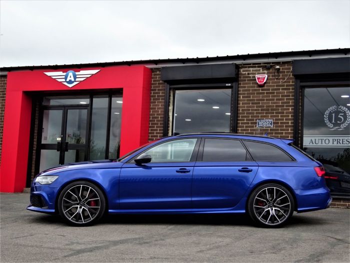Audi RS6 4.0T FSI Quattro RS 6 Performance 5dr Tip Auto MASSIVE SPEC MANY EXTRAS 1 OWNER Estate Petrol Blue