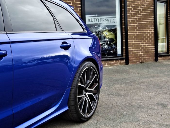 Audi RS6 4.0T FSI Quattro RS 6 Performance 5dr Tip Auto MASSIVE SPEC MANY EXTRAS 1 OWNER Estate Petrol Blue
