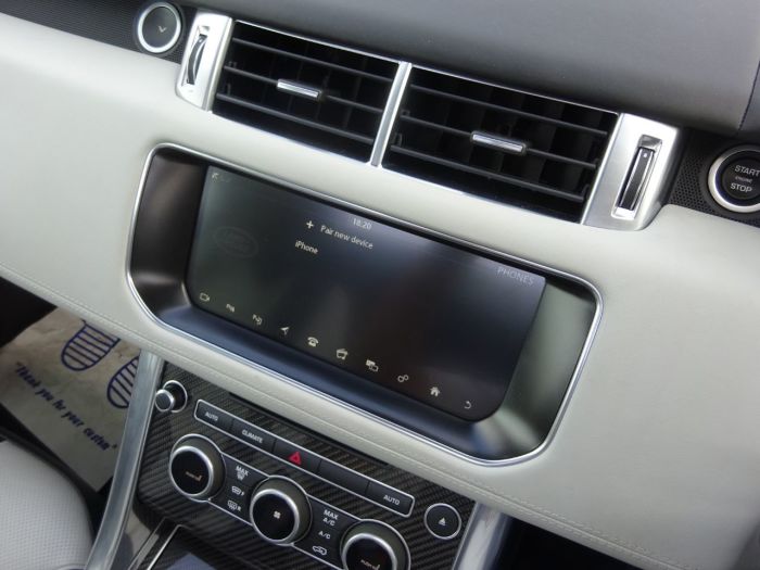 Land Rover Range Rover Sport 5.0 V8 S/C SVR 5dr Auto MASSIVE SPECIFICATION OVER 10K WORTH FUJI WHITE Estate Petrol White