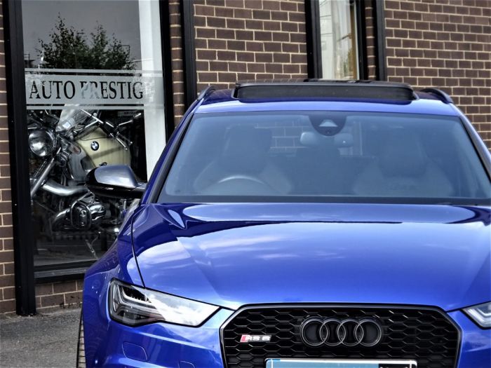Audi RS6 4.0T FSI Quattro RS 6 Performance 5dr Tip Auto MASSIVE SPEC MANY EXTRAS 1 OWNER Estate Petrol Blue