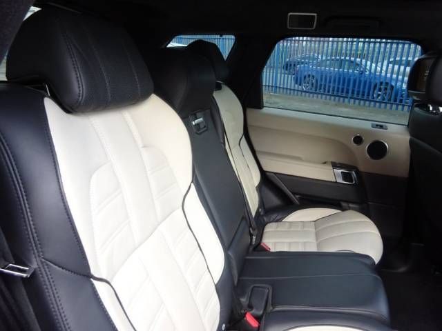 Land Rover Range Rover Sport 5.0 V8 S/C Autobiography Dynamic 5dr ADAIR WIDEBODY GT-S THE BAT OUT OF HELL 520 BHP SUPERCHARGER Estate Petrol Black