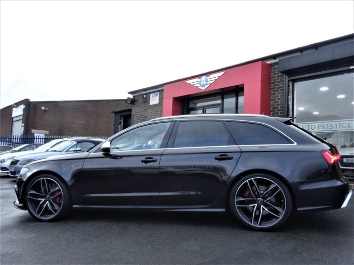 Audi RS6 4.0T FSI Quattro Tip Auto MASSIVE SPECIFICATION 66 REG VERY LOW MILEAGE FROM NEW Estate Petrol Black