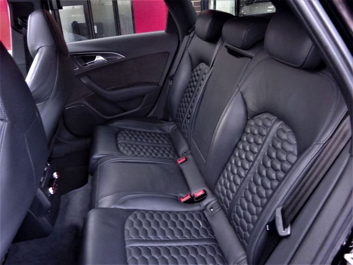 Audi RS6 4.0T FSI Quattro Tip Auto MASSIVE SPECIFICATION 66 REG VERY LOW MILEAGE FROM NEW Estate Petrol Black