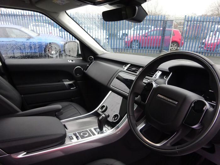 Land Rover Range Rover Sport 2.0 P400e HSE Dynamic 5dr Auto PRICE PLUS VAT VATQ Estate Hybrid White