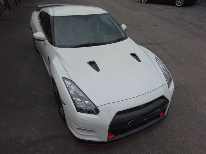 Nissan GT-R 3.8 NISMO STYLING DIAMOND WHITE RECARO EDITION CARBON FIBRE UPGRADES 650 BHP BY AC SPEEDTECH Coupe Petrol White