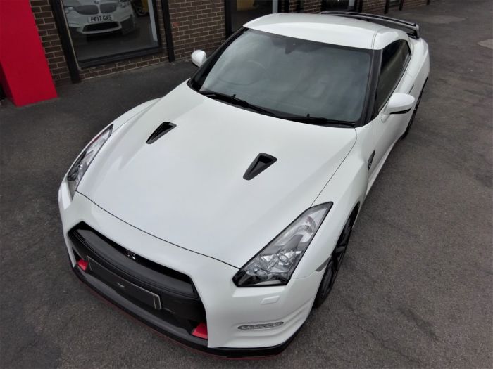 Nissan GT-R 3.8 NISMO STYLING DIAMOND WHITE RECARO EDITION CARBON FIBRE UPGRADES 650 BHP BY AC SPEEDTECH Coupe Petrol White
