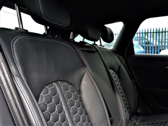 Audi RS6 4.0T FSI Quattro Performance AUDI EXCLUSIVE RS RACING BLUE WITH HUGH SPEC 2018 MODEL Estate Petrol Blue