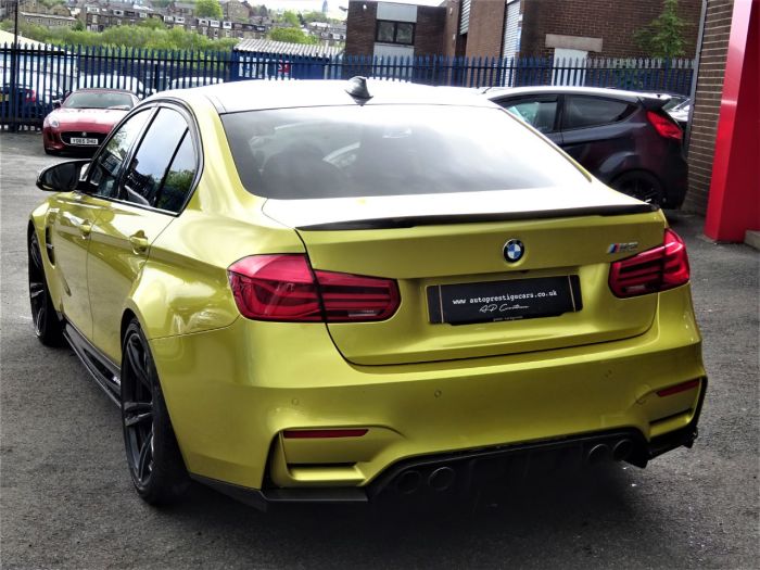 BMW M3 3.0 S-A WITH CARBON PACK RARE AUSTIN YELLOW LOW MILEAGE FBMWSH JUST SERVICED Saloon Petrol Yellow