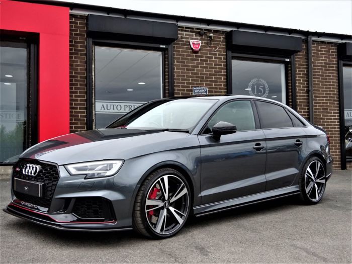 Audi RS3 2.5 TFSI RS 3 Quattro 4dr S Tronic WITH EXTRAS 68 REG AS NEW LOW MILEAGE CARBON AERO PACK Saloon Petrol Daytona Grey Pearl Effect