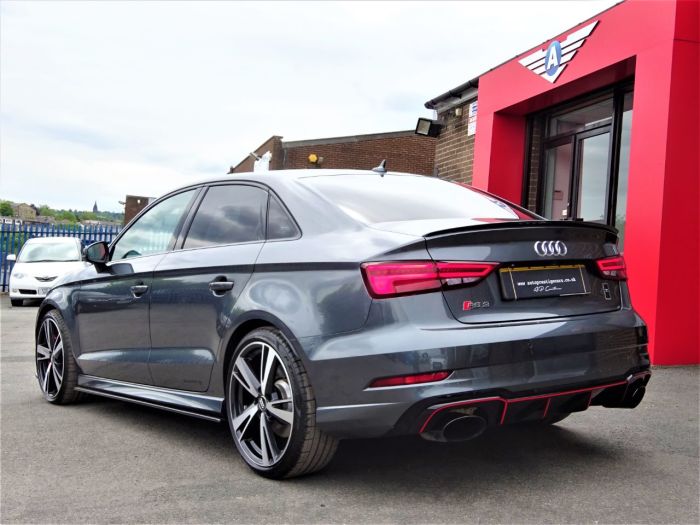 Audi RS3 2.5 TFSI RS 3 Quattro 4dr S Tronic WITH EXTRAS 68 REG AS NEW LOW MILEAGE CARBON AERO PACK Saloon Petrol Daytona Grey Pearl Effect