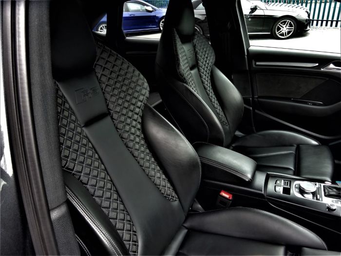 Audi RS3 2.5 TFSI RS 3 Quattro 4dr S Tronic WITH EXTRAS 68 REG AS NEW LOW MILEAGE CARBON AERO PACK Saloon Petrol Daytona Grey Pearl Effect
