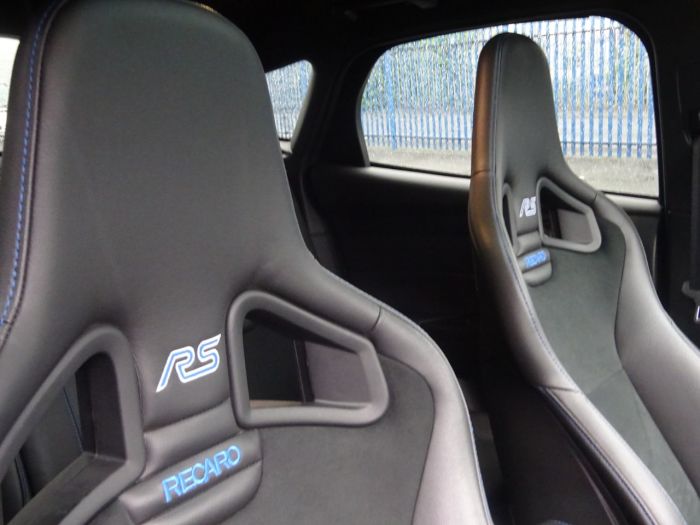 Ford Focus Rs 2.3 EcoBoost 5dr WITH EVERY EXTRA NITRO BLUE 66 REG MOUNTUNE 375 SHELL SEATS SUNROOF Hatchback Petrol Blue