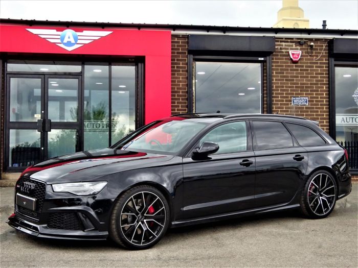 Audi RS6 4.0T FSI Quattro RS 6 Performance 5dr Tip Auto MYTHOS BLACK HUGH SPEC 1 OWNER Estate Petrol Black