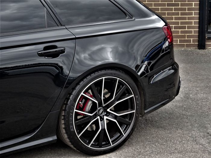 Audi RS6 4.0T FSI Quattro RS 6 Performance 5dr Tip Auto MYTHOS BLACK HUGH SPEC 1 OWNER Estate Petrol Black