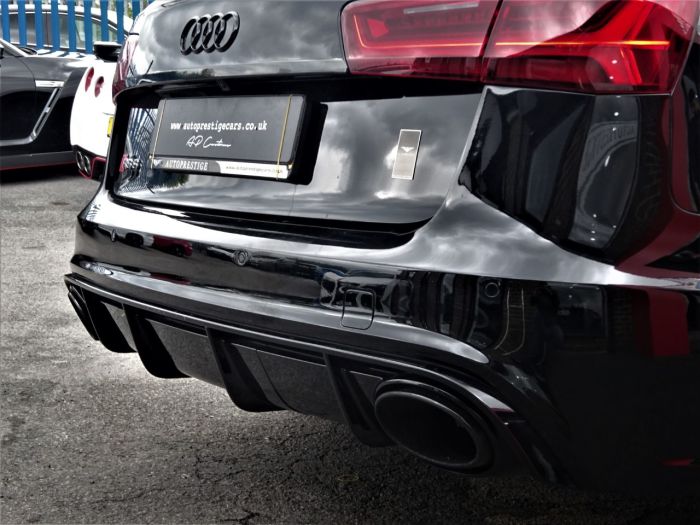 Audi RS6 4.0T FSI Quattro RS 6 Performance 5dr Tip Auto MYTHOS BLACK HUGH SPEC 1 OWNER Estate Petrol Black
