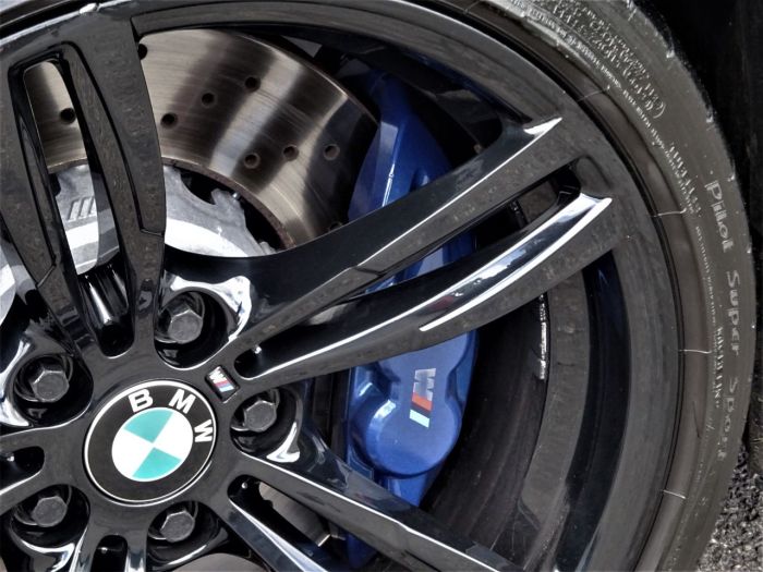 BMW M2 3.0 M2 2dr DCT WITH HUGH SPEC 67 REG CARBON PACK AND EXHAUSTS SHOW CAR SPEC Coupe Petrol Black