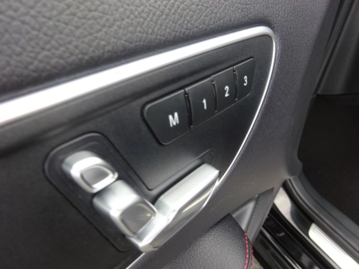 Mercedes-Benz A Class 2.0 A45 4Matic Premium 5dr Auto WITH EXTRAS AND EXTENDED WARRANTY Hatchback Petrol Black