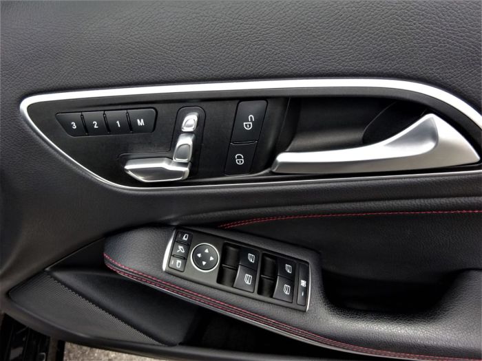 Mercedes-Benz A Class 2.0 A45 4Matic Premium 5dr Auto WITH EXTRAS AND EXTENDED WARRANTY Hatchback Petrol Black