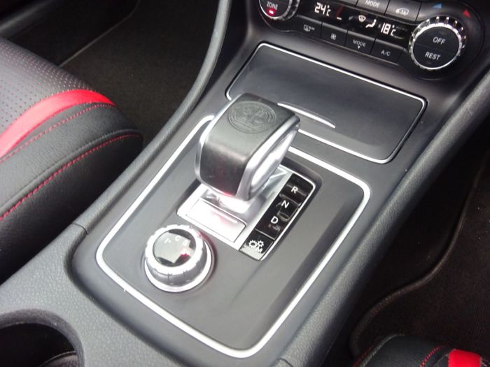Mercedes-Benz A Class 2.0 A45 4Matic Premium 5dr Auto WITH EXTRAS AND EXTENDED WARRANTY Hatchback Petrol Black