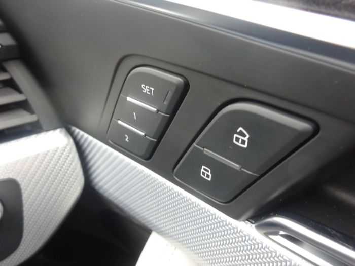 Audi RS4 2.9 TFSI Quattro HUGH SPECIFICATION PAN ROOF BANG OLUFSEN BUCKETS 360 CAMERAS ADAPTIVE CRUISE Estate Petrol Blue