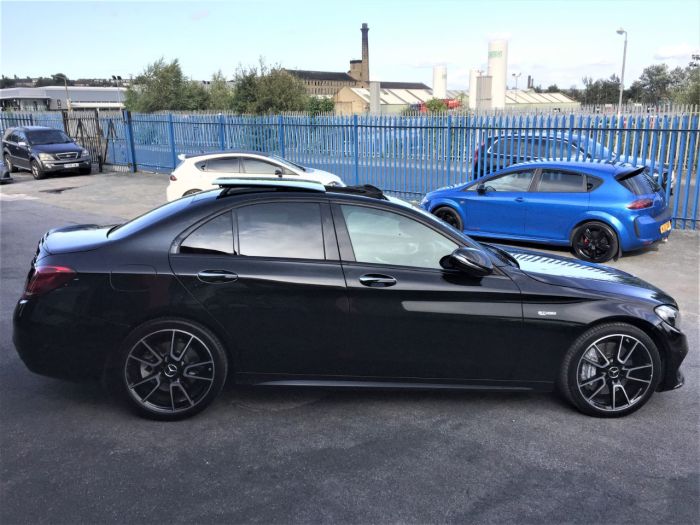 Mercedes-Benz C Class 3.0 C43 4Matic Premium Plus 4dr Auto HIGH SPECIFICATION Saloon Petrol Black