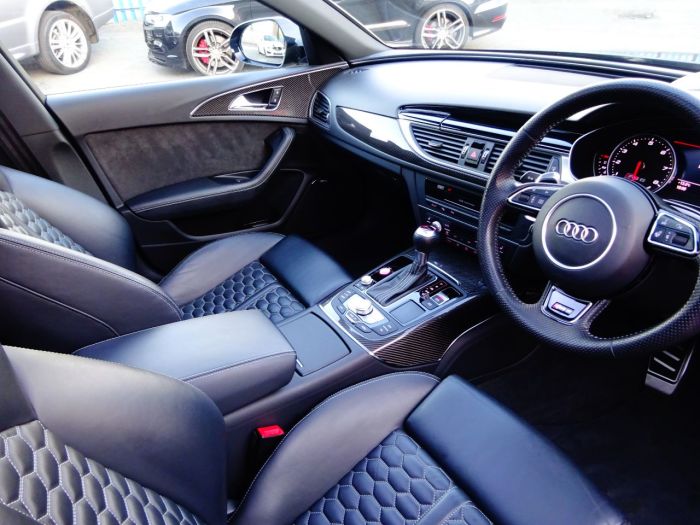 Audi RS6 4.0 RS 6 Performance 5dr Tip Auto 1 OWNER WITH HUGH SPEC DAYTONA GREY DYNAMIC PACK 2 YEAR WARRANTY Estate Petrol Grey