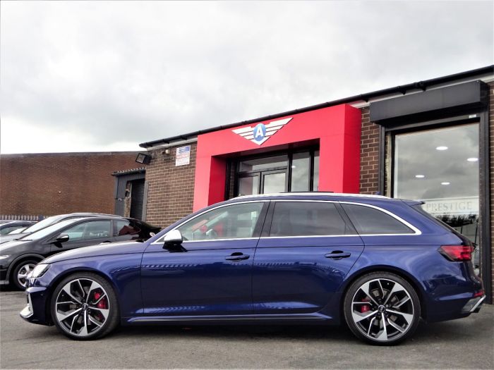 Audi RS4 2.9 TFSI Quattro HUGH SPECIFICATION PAN ROOF BANG OLUFSEN BUCKETS 360 CAMERAS ADAPTIVE CRUISE Estate Petrol Blue