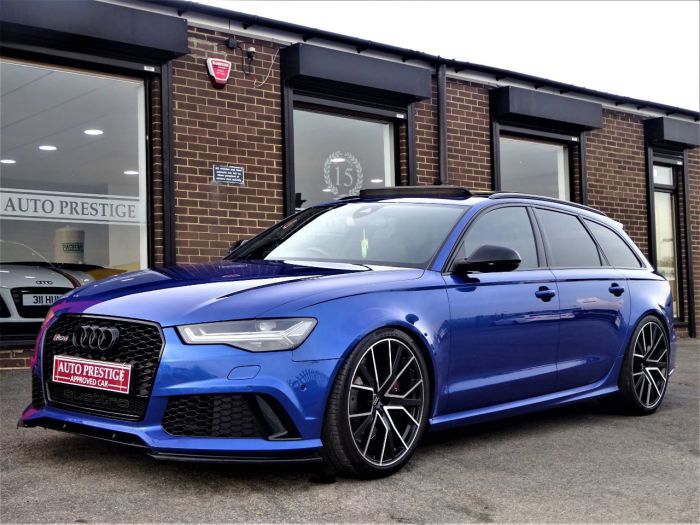 Audi RS6 4.0T FSI Quattro Performance AKRAPOVIC MASSIVE SPEC 67 REG LOW MILEAGE OVER 10K EXTRAS Estate Petrol Sepang Blue Pearl Effect