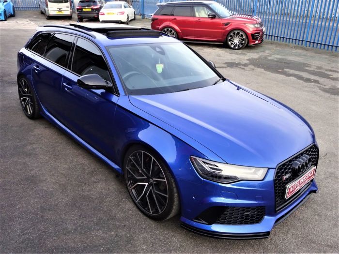 Audi RS6 4.0T FSI Quattro Performance AKRAPOVIC MASSIVE SPEC 67 REG LOW MILEAGE OVER 10K EXTRAS Estate Petrol Sepang Blue Pearl Effect