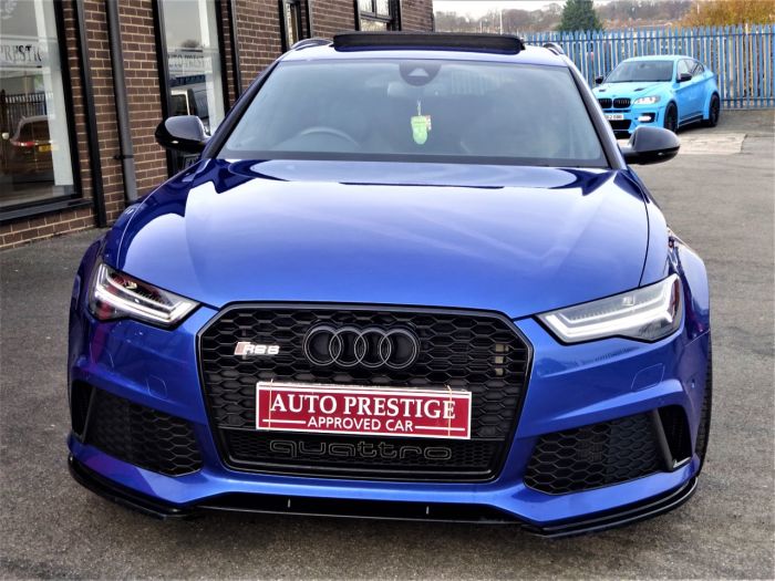 Audi RS6 4.0T FSI Quattro Performance AKRAPOVIC MASSIVE SPEC 67 REG LOW MILEAGE OVER 10K EXTRAS Estate Petrol Sepang Blue Pearl Effect