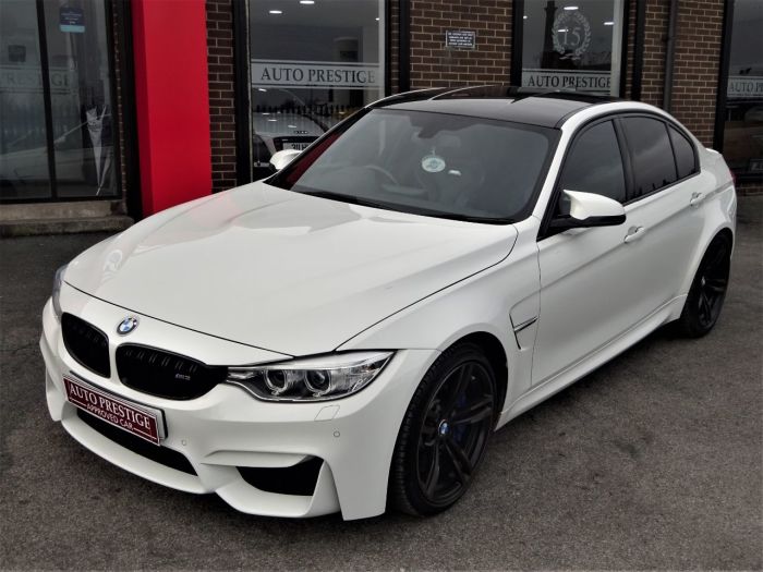 BMW M3 3.0 M3 4dr DCT HUGH SPEC 1 OWNER FROM NEW MINERAL WHITE Saloon Petrol White