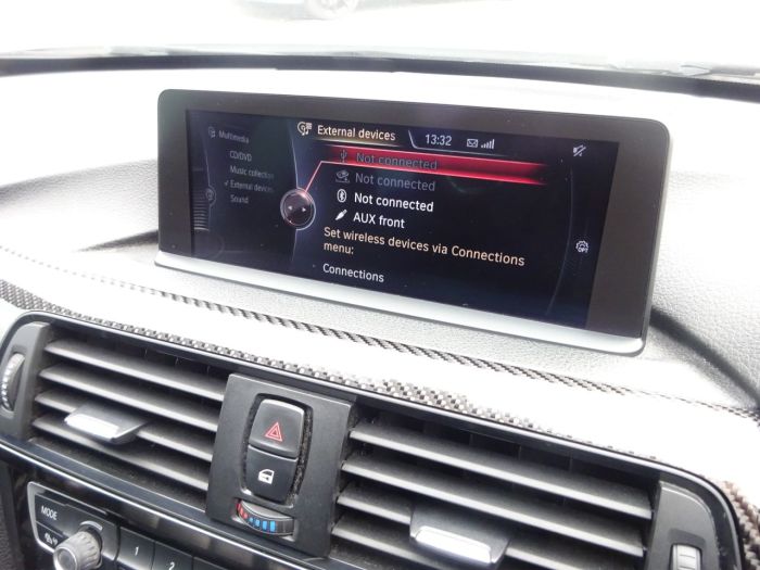 BMW M3 3.0 M3 4dr DCT HUGH SPEC 1 OWNER FROM NEW MINERAL WHITE Saloon Petrol White