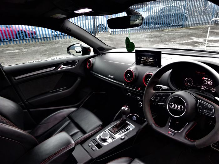 Audi RS3 2.5 Quattro 5dr S Tronic NARDO GREY HUGH SPEC PAN ROOF RED STITCHED BUCKET LEATHER SPORTS EXHAUSTS Hatchback Petrol Grey