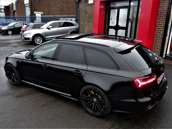 Audi RS6 4.0T FSI Quattro 5dr Tip Auto LOW MILEAGE 2 OWNERS PAN ROOF STEALTH PACK Estate Petrol Black